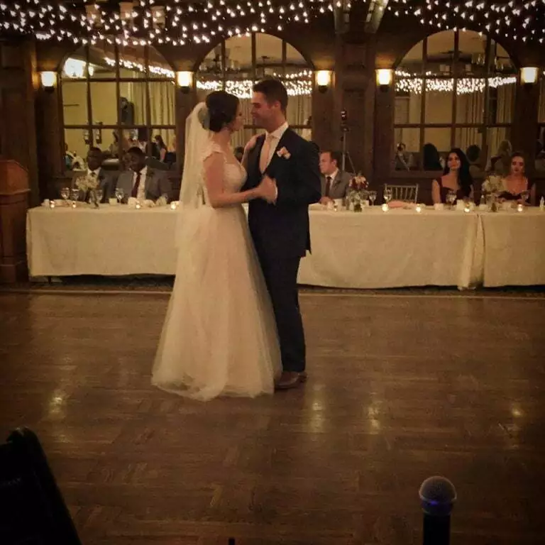 Read more about the article Top 10 First Dance Songs