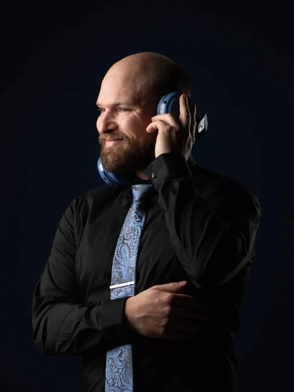 DJ Ross engaging the crowd behind the decks